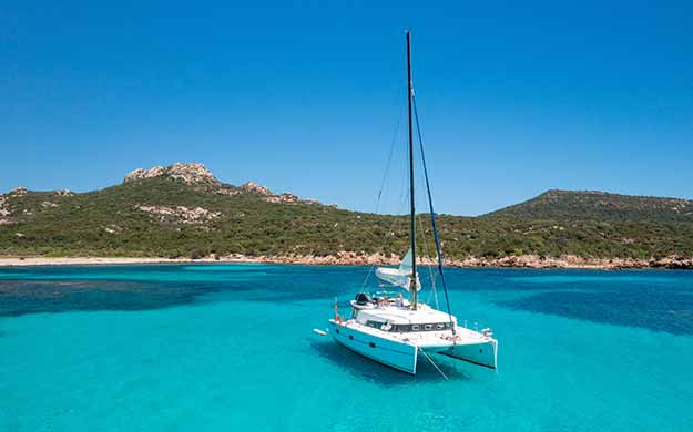 3 corse croisiere en catamaran au depart d ajaccio