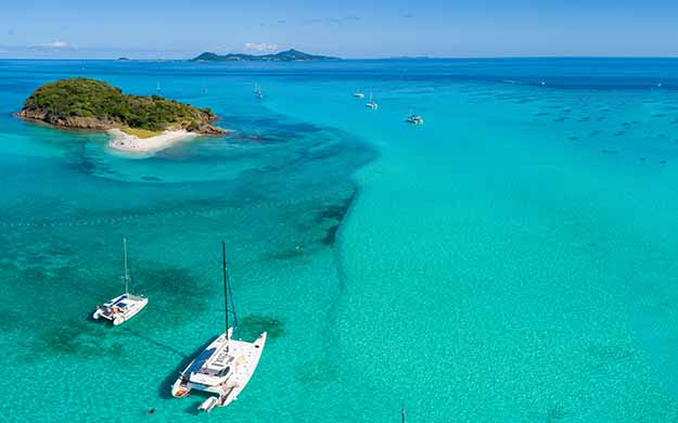 3 grenadines catamaran mayreau