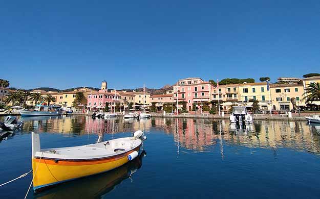 5 toscane elbe escale en catamaran a porto azzuro