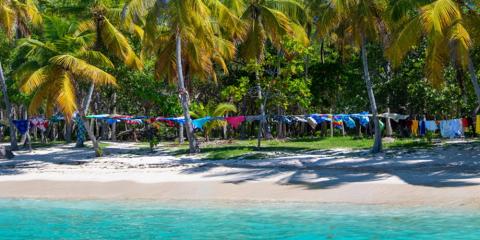 Plage des Grenadines vue depuis la mer